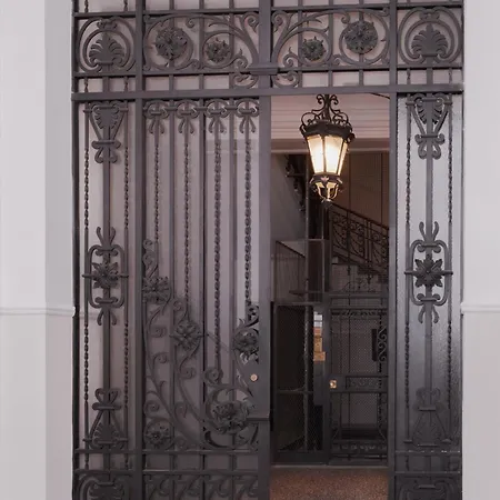 La Perla Fiorentina فلورنس